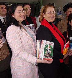Die SPÖ Stadtfrauen überreichten die Einstandsgeschenke